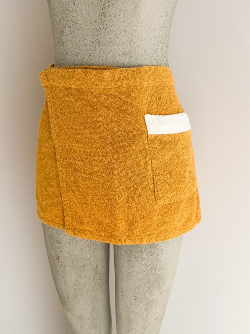 1960s Yellow Wrap Skirt Beach Swim Pool